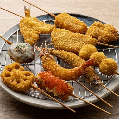 揚げたて串かつの香ばしさ