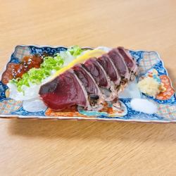 Grilled bonito over charcoal
