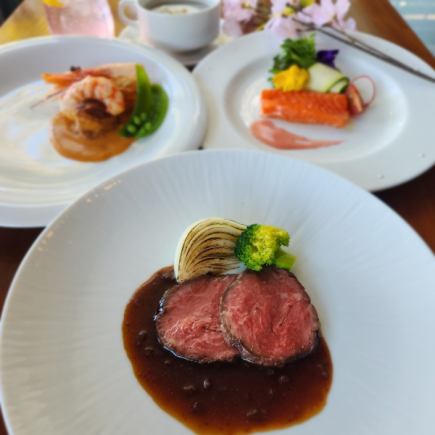 【花見特別企画】桜のカクテル付き花見ランチコース◇3200円(税込)