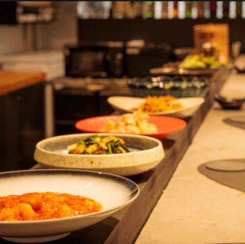 市場直送の鮮度!厳選された旬の魚介を多彩な調理法で◎