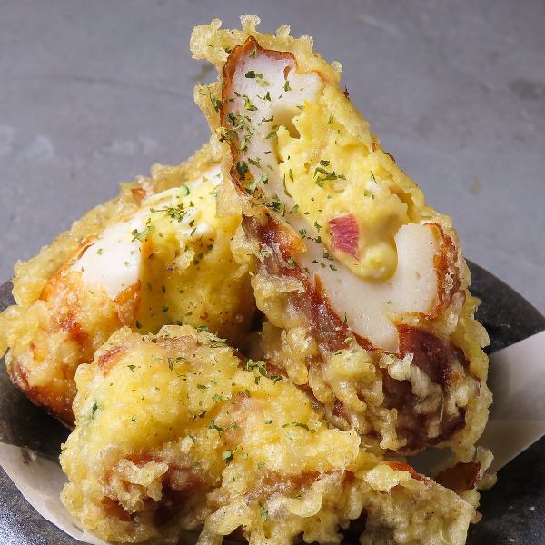 【熊本の味】地元で愛される究極の組み合わせ。ホクホク感がたまらない「ポテサラちくわ天」