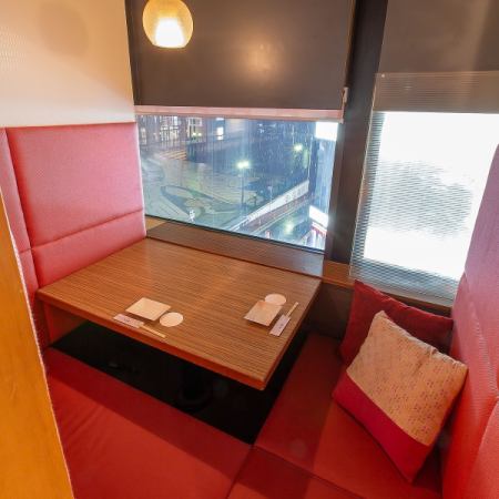 [Digging seats: can accommodate up to 2 people] There is also a completely private room for small groups.We will prepare a completely private room for drinking parties and dates with friends.Please come to "Umeko no Ie Yokohama West Exit" for various banquets! All of them are popular seats, so if you have a seat you would like, we recommend you to make an early reservation.