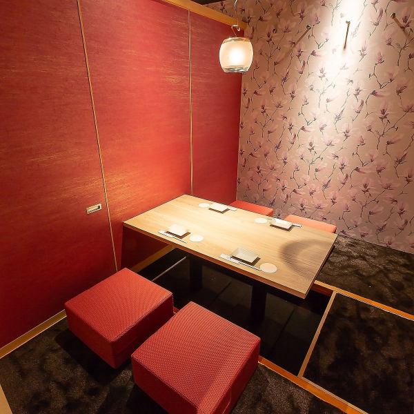 【接待や会食にも活躍】プライベート感満載の2名様用のお席。大切なビジネスシーンでのご利用はもちろん、デートにも最適です。