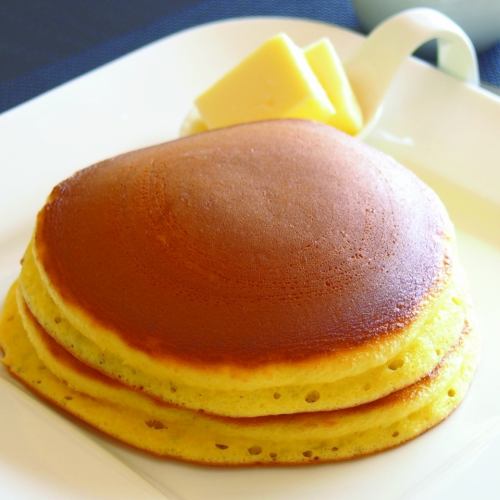 Topping is free! Plain hot cake ♪