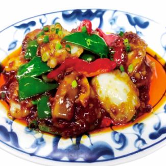 Sichuan-style stir-fried squid