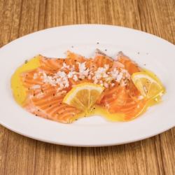 Salmon carpaccio