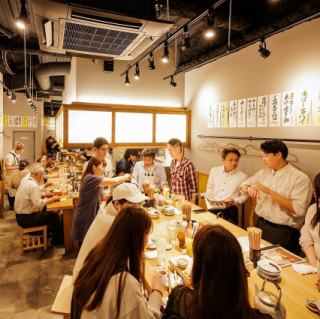 ライブ感溢れるカウンター！旨い酒を飲む特等席！【宴会/個室/完全個室/忘年会/新年会/接待/仕事帰り/カウンター/テーブル席/誕生日/歓迎会/送別会/宴会/団体/貸切/海鮮/日本酒/炭火焼/魚/炉端焼き/名古屋/名古屋駅/名駅/名駅西口/居酒屋/飲み放題/宴会】