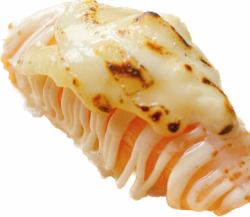 Seared salmon with mayonnaise