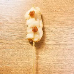 梭鱼串配腌梅酱