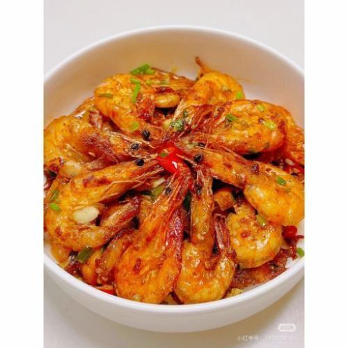 エビ団子の酸辣スープ/大エビの山椒塩炒め/エビとブロッコリーの炒め/白身魚と高菜の酸辣煮込み