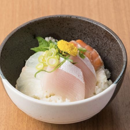 海鮮丼
