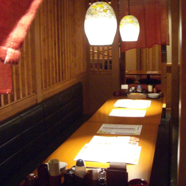 Table seats partitioned like a private room.It is also recommended for dates and girls' associations ♪