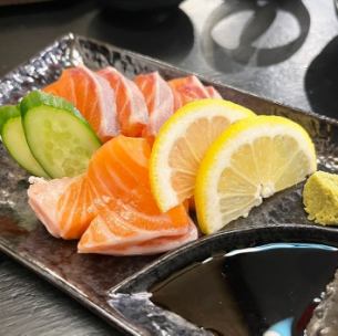 サーモン刺し