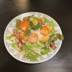 野菜もりもりシーザーサラダ　ハーフサイズ