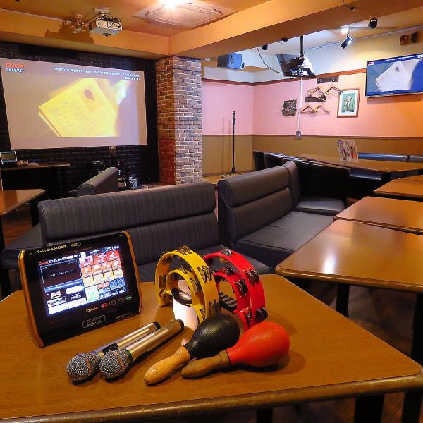 A spacious party room! A room that can accommodate up to 40 people and is recommended for various banquets! A new large projector is also available ♪