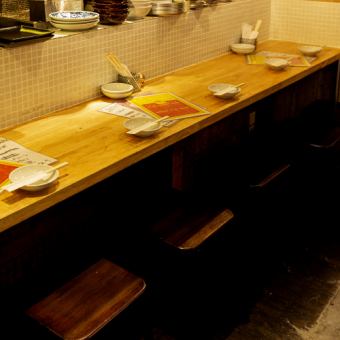 Recommended for dates ♪ Counter seats! Bright atmosphere that makes it easy for first-time customers to stop by! Even when you want to drink lightly (* '▽') It is open until late time, so you can use the second and third parties as well. Please ♪