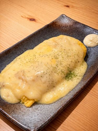 .
鉄板 地鶏 鐵~TETSU~
.
▷▶鉄板出汁巻きたまご

チーズ・ネギ・明太マヨ・のり
⬆️+100円でトッピング出来ます🙆‍♀️

毎日18時からOPENしてます。
御来店お待ちしております☺️🙏

 #鉄板地鶏  #居酒屋  #鐵
 #愛媛県  #松山市  二番町
 焼き鳥  鉄板料理  一品料理
 愛媛グルメ  愛媛居酒屋
 松山グルメ  松山居酒屋 
 個室完備居酒屋  全席喫煙可
 鉄板出汁巻きたまご