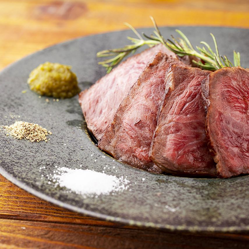 鉄板焼きといえばやっぱりお肉！おいしい和牛を召し上がれ！