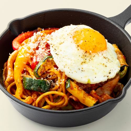 〆のナポリタン