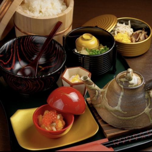 小元名物『奄美の鶏飯』1400円 (税込)