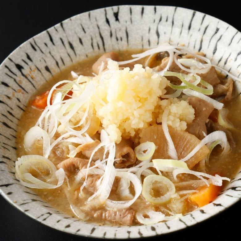 にんにくもつ煮込み