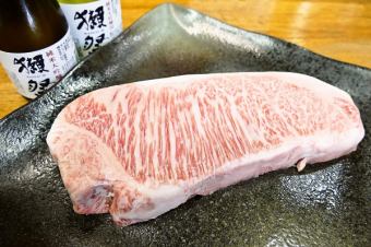 特選 千屋牛肉「A5ランク150g」鉄板ステーキコース 8030円(税込) 千屋牛肉の神髄が味わえます!