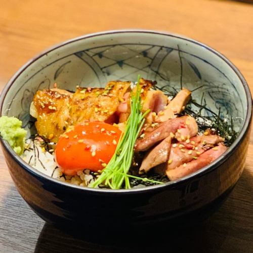 大和肉鶏の鶏炙り丼