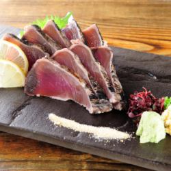 Straw-grilled bonito tataki