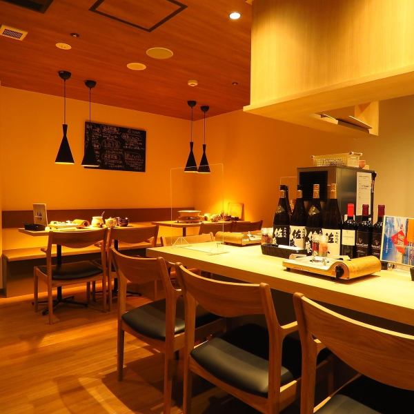 The chic counter seats are also recommended for dates♪ After strolling around Susukino, please come to Ramuguchi Kazuya.One-person hot pot is also very welcome! Charter is also very welcome! We can guide up to 12 to 16 people.