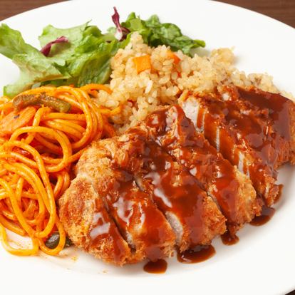 【貸切/団体】修学旅行・各種ツアー・クラス会等に◎選べるトルコライス・サラダバー・カステラ