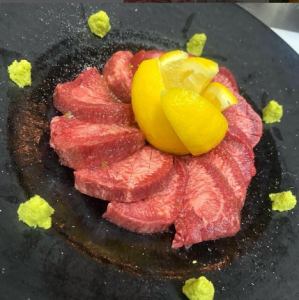厚切りタン