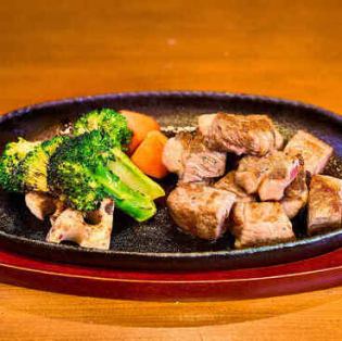 国産黒毛和牛ステーキ