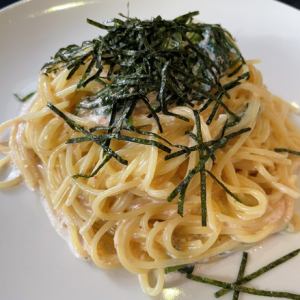 明太子とほうれん草のクリームソースパスタ