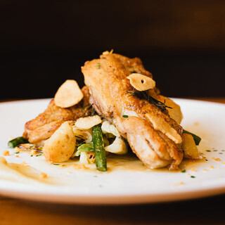 [2.5 hours of all-you-can-drink with a toast of sparkling wine] 7 main dishes including the popular "Domestic Chicken with Garlic Saute"