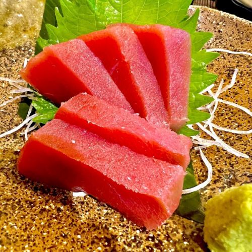 紅鮪魚生魚片