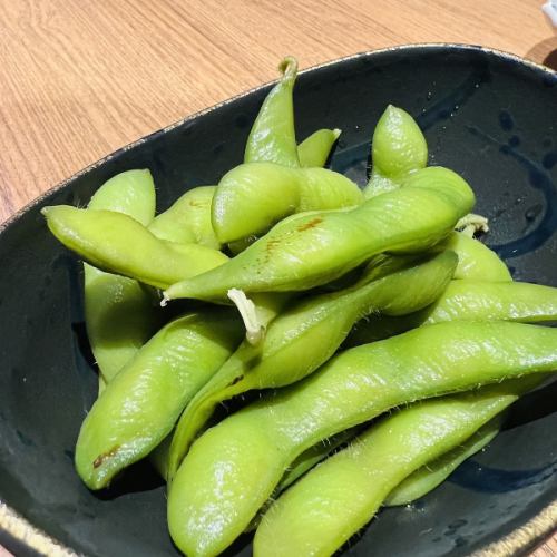 Lightly pickled edamame