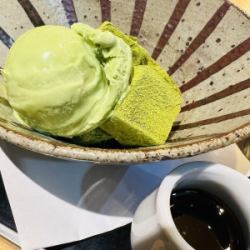 アイスとわらび餅の盛り合わせ