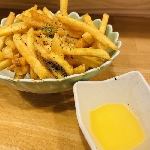 shottsuru garlic fries