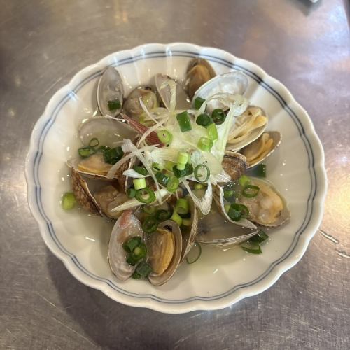 Sake Steamed Clam