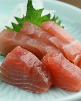 Sashimi of tuna
