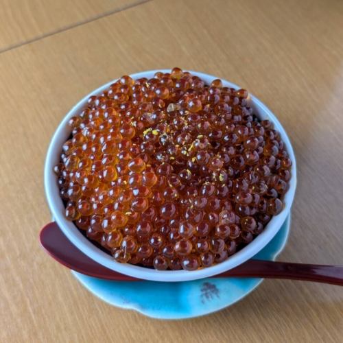 いくら丼
