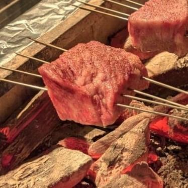 黒毛和牛を備長炭火焼で