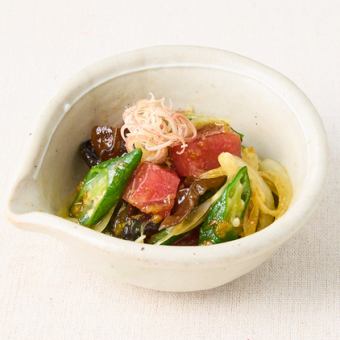 まぐろときざみ野菜のゆず胡椒風味