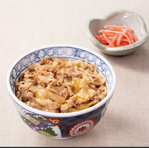 Yoro牛肉飯：份量剛好，適合當餐後點心。