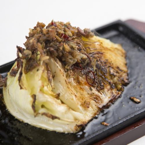 Oven-roasted anchovy cabbage