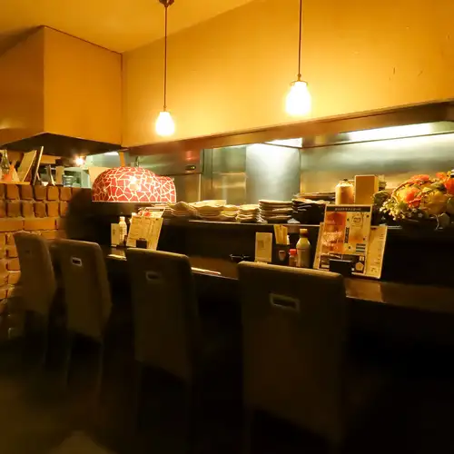 寛げるカウンター席
