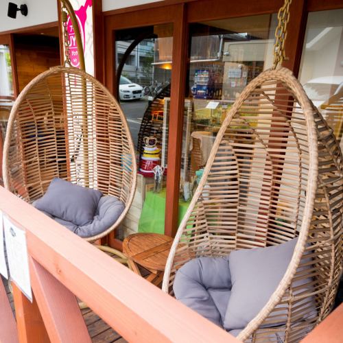 【Terrace seats as well as sofa seats are very popular!】