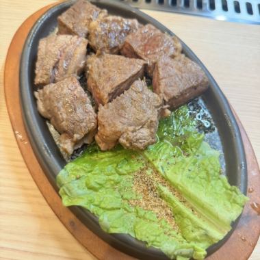 【広島鉄板焼き じゃけぇ】飲み放題2200円(税込)/1時間コース　ビール、酎ハイ、ハイボールなど