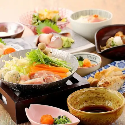 [October/November] Same-day reservations OK! "Ya" course featuring dashi broth motsunabe (offal hot pot) with 120-minute all-you-can-drink draft beer.