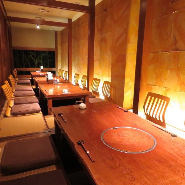 It can be used for large group dinners such as class reunions, class reunions, welcome parties, and year-end parties.A group can accommodate up to 20 people.